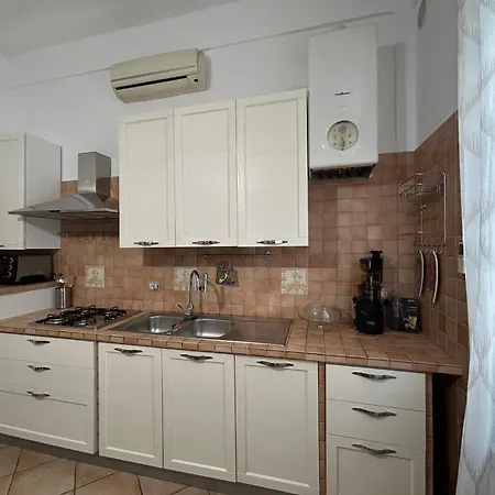 La Casetta Triangolare برنالدا