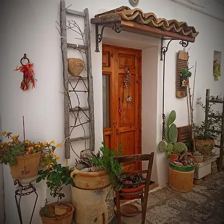 La Casetta Triangolare شقة