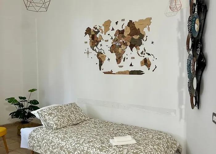 La Casetta Triangolare Apartment *